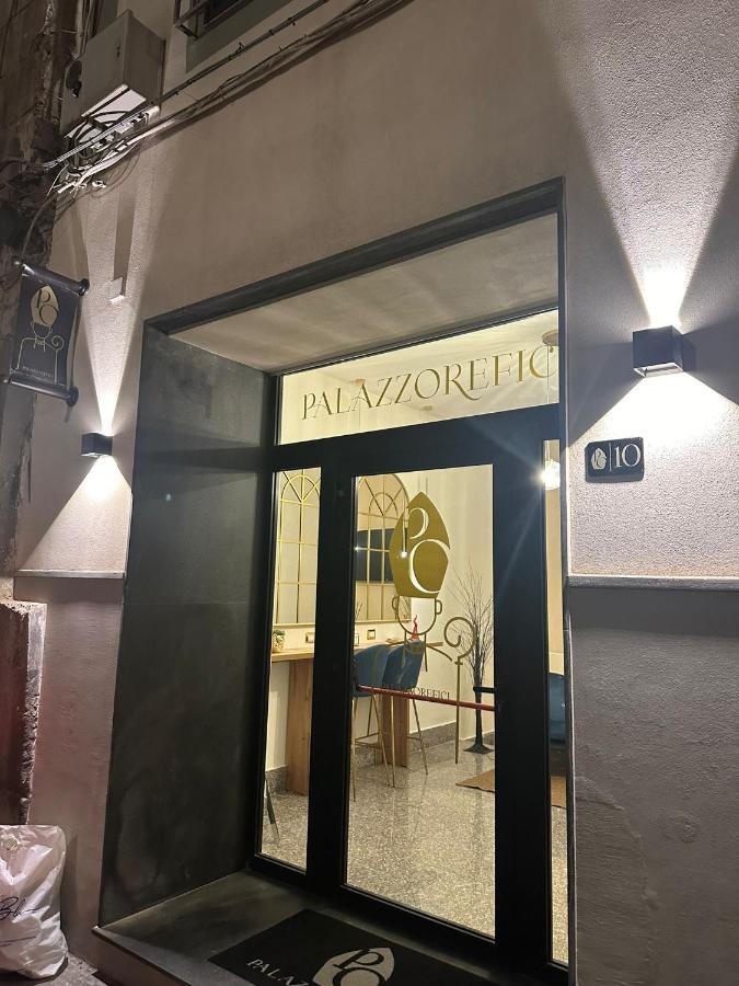 Palazzorefici Наполи Екстериор снимка